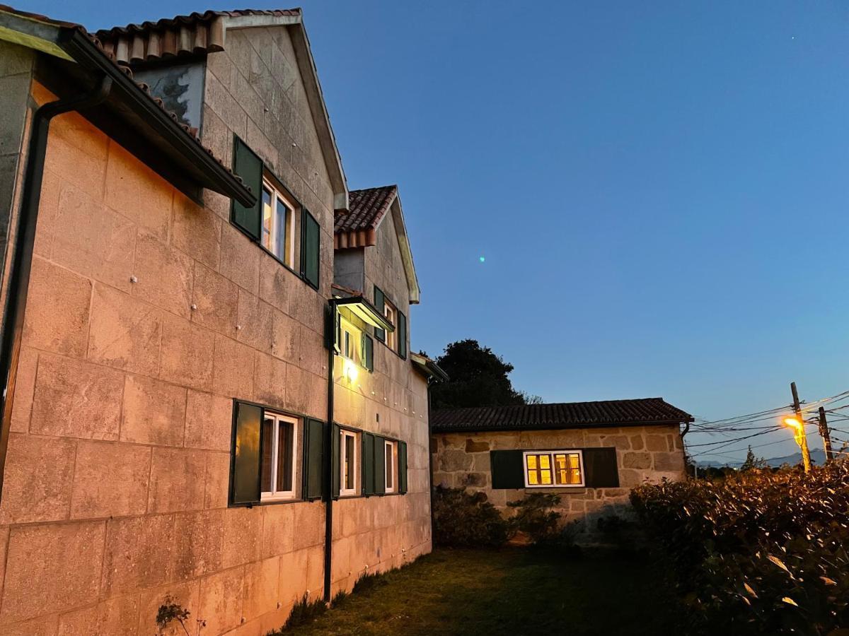 Villa En Playa Limens 坎加斯德穆拉索 外观 照片