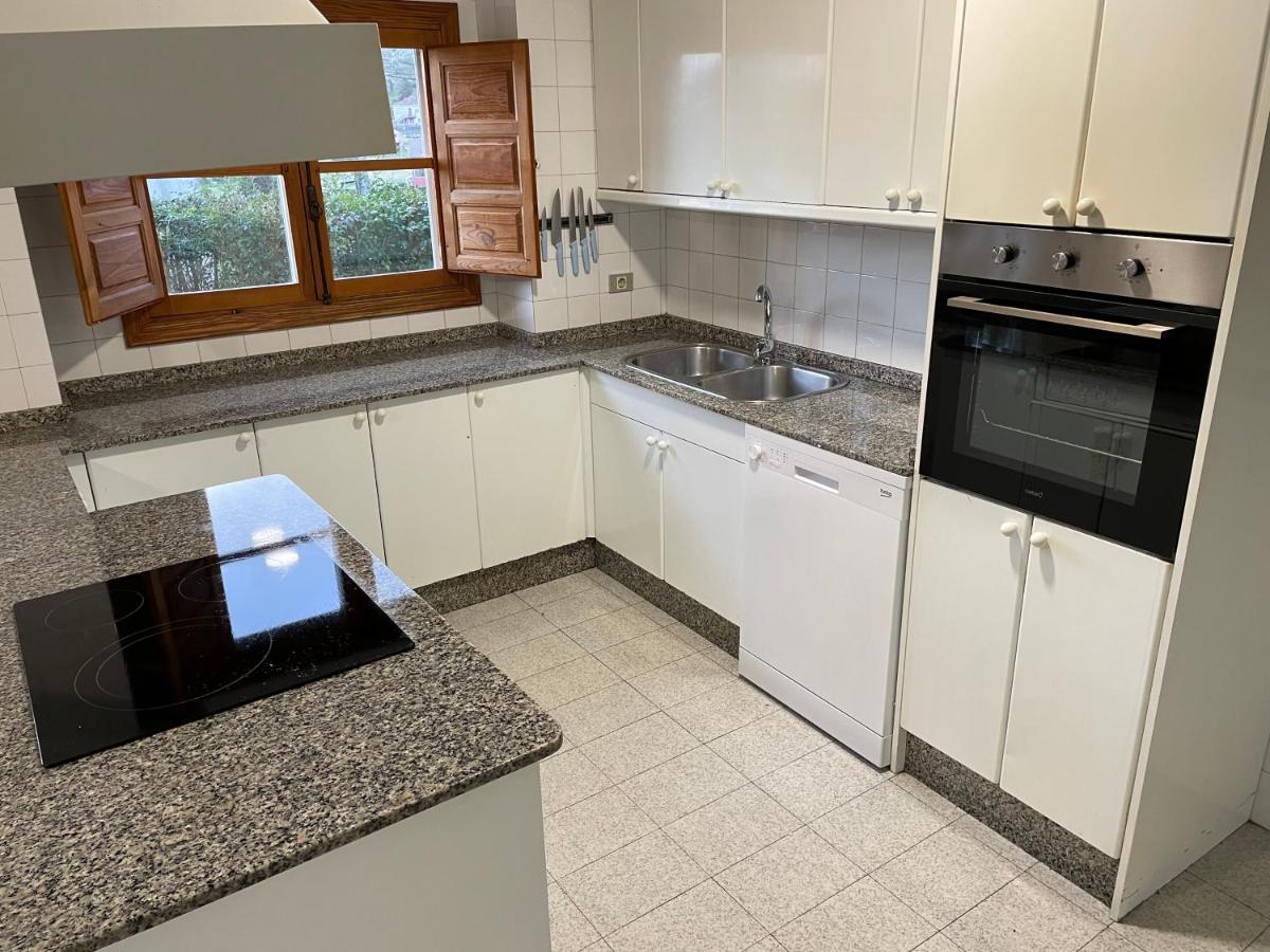 Villa En Playa Limens 坎加斯德穆拉索 外观 照片