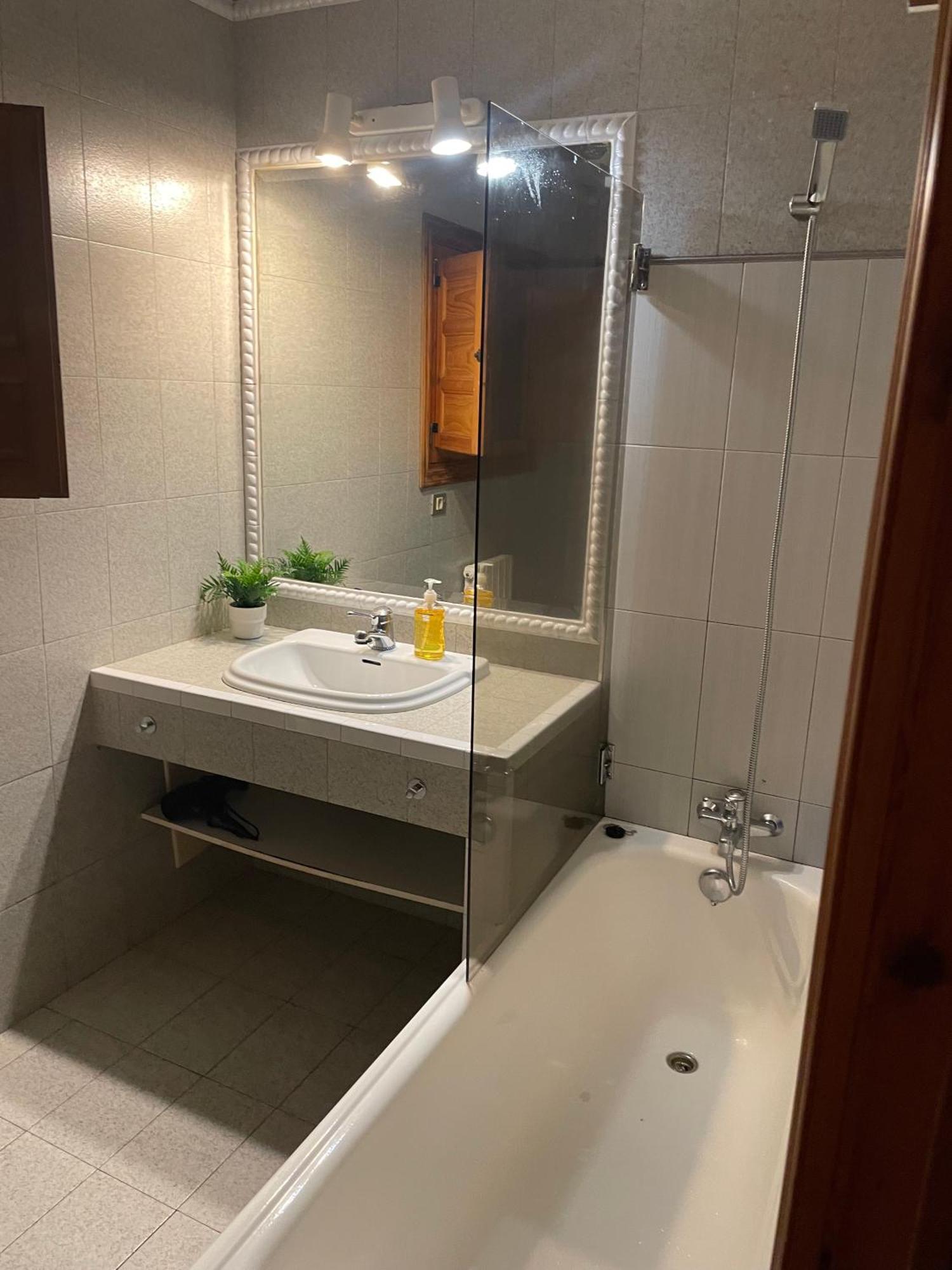 Villa En Playa Limens 坎加斯德穆拉索 外观 照片